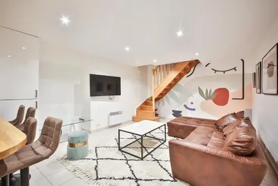 Coin salon dans l'établissement 02#Duplex 2Bedrooms#Sèvres Lecourbe#Necker