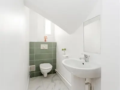 Salle de bains dans l'établissement Merveil - Family Suite - Marais - Martin V