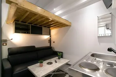 Coin salon dans l'établissement Studio dans le 17ème, à 2km de Sacré Cœur