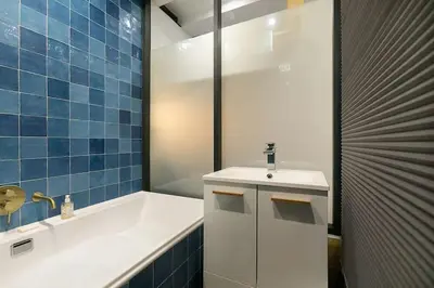 Salle de bains dans l'établissement Studio dans le 17ème, à 2km de Sacré Cœur