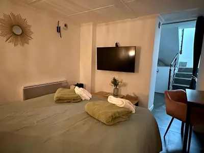 Un ou plusieurs lits dans un hébergement de l'établissement Logement GUÉNOT pour 5 personnes sur Paris 11