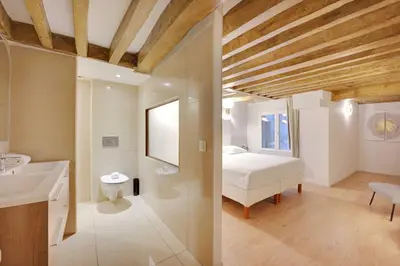 Salle de bains dans l'établissement Spacious apartment - 4BR-15P - Sentier-Grand Rex