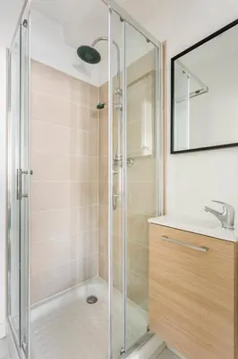Salle de bains dans l'établissement Merveil - Family Suite - Marais - Martin VI