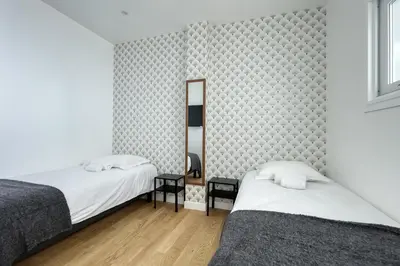 Un ou plusieurs lits dans un hébergement de l'établissement Superb Large and New 4bds Flat - Heart of Paris 10