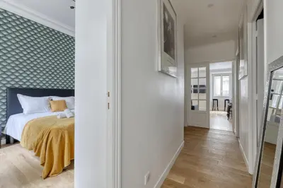 Un ou plusieurs lits dans un hébergement de l'établissement Superb Large and New 4bds Flat - Heart of Paris 10