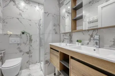Salle de bains dans l'établissement Superb Large and New 4bds Flat - Heart of Paris 10