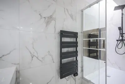 Salle de bains dans l'établissement 1#Appart 4Pers#2 Chambres#Commerce#FullEquipped#AC