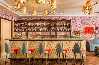 Salon ou bar de l'établissement Le Grand Mazarin
