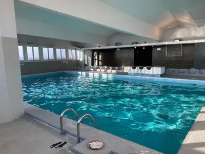 Plan de l'établissement Bel appartement avec piscine et vue sur Paris