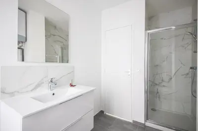 Salle de bains dans l'établissement 4#Duplex 2 Pers#Paris 15#Commerce#AC