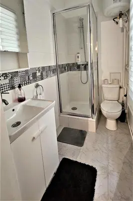 Salle de bains dans l'établissement a studio in heart of Montmart sacré coeur