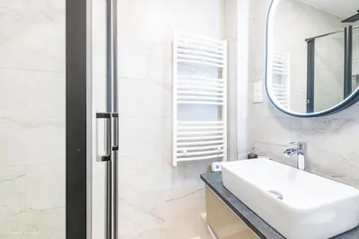 Salle de bains dans l'établissement Studio Moderne au coeur de Paris