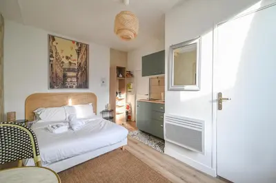 Un ou plusieurs lits dans un hébergement de l'établissement Magnifique appartement au centre de Paris 44