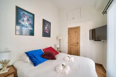 Un ou plusieurs lits dans un hébergement de l'établissement Superbe maisonnette neuve au coeur de Paris