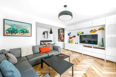 Coin salon dans l'établissement Muette - Faisanderie 1bdr by B'Your Home