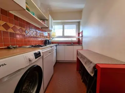 Cuisine ou kitchenette dans l'établissement HEY PARIS Entire apartment