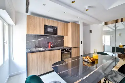 Cuisine ou kitchenette dans l'établissement 41.Appart 4Pers#Madeleine#Gallerie La Fayette
