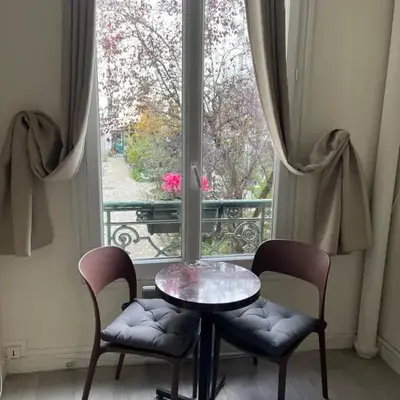Renovated ! City of Lights