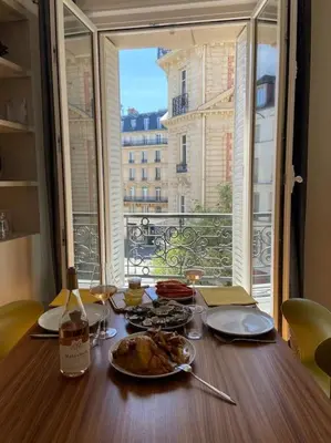 Nourriture dans l'appartement ou à proximité