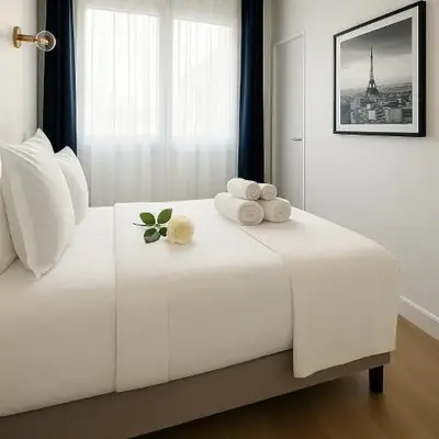 Paris Grenelle Suite Champs de Mars