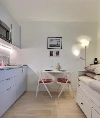 Cuisine ou kitchenette dans l'établissement Studio confort Vanves Paris Porte de Versailles