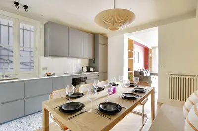 Cuisine ou kitchenette dans l'établissement Le Confidentiel - Montmartre