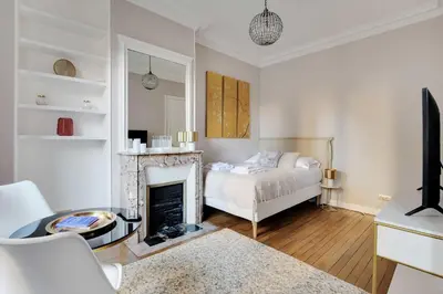 Un ou plusieurs lits dans un hébergement de l'établissement Charming Studio - 2P- Parc Monceau