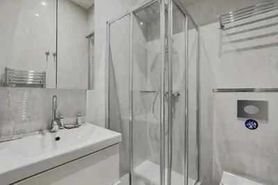 Salle de bains dans l'établissement Charming Studio - 2P- Parc Monceau