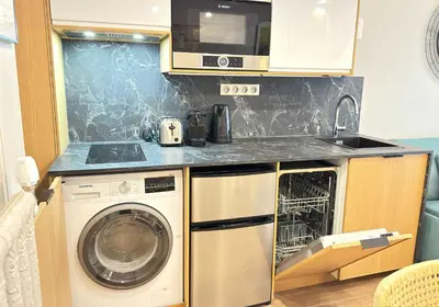 Cuisine ou kitchenette dans l'établissement Elegant apartment - 2BR-5P - Champs de Mars