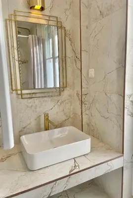 Salle de bains dans l'établissement SUITE ELISE Passy