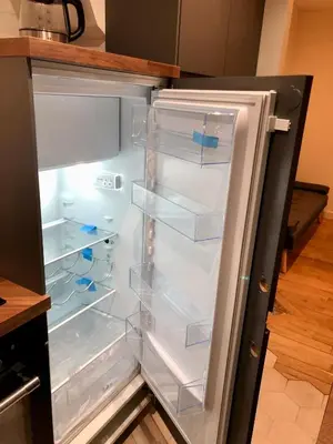Cuisine ou kitchenette dans l'établissement Rare appartement d'architecte en haut de Montmartre