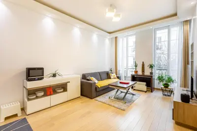 Télévision ou salle de divertissement dans l'établissement GuestReady - Modern apartment in a prime location
