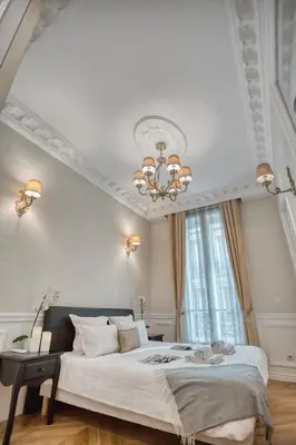 Coin salon dans l'établissement Luxueux 200m2 5CH Champs Elysées à 1min Perle Rare