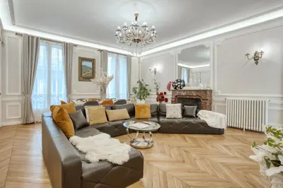 Coin salon dans l'établissement Luxueux 200m2 5CH Champs Elysées à 1min Perle Rare