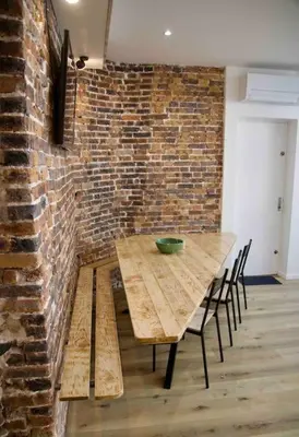 Plan de l'établissement Another brick in the wall Apartment in Paris Sleeps 9