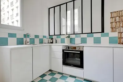 Cuisine ou kitchenette dans l'établissement Intimate apartment - 1BR-4P - Javel