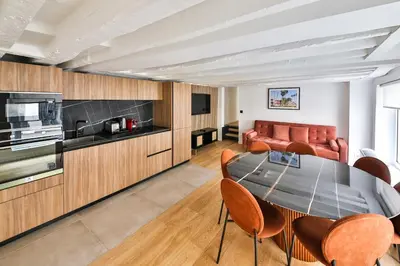 Cuisine ou kitchenette dans l'établissement 11.Appart 8Pers#Madeleine#Gallerie La Fayette