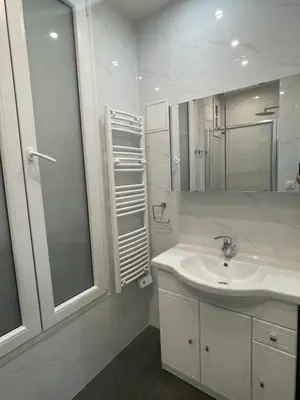 Salle de bains dans l'établissement RESIDENCE NATION