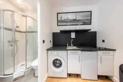Salle de bains dans l'établissement NEAR EIFFEL TOWER...CUTE LITTLE STUDIO