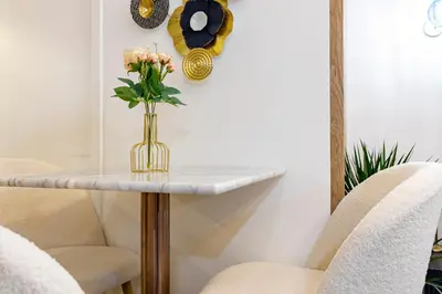 Coin salon dans l'établissement Le studio de l'île