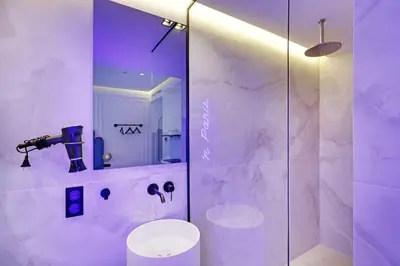 Salle de bains dans l'établissement Private suite with jacuzzi - 2P - Rivoli