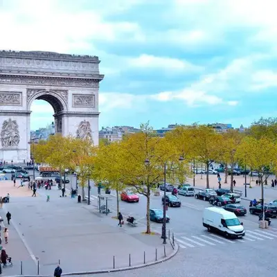 Luxury View on Arc of Triumph