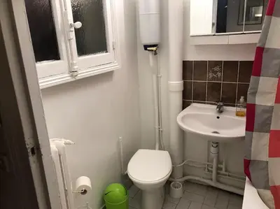 Salle de bains dans l'établissement Beau appartement,proche de métro