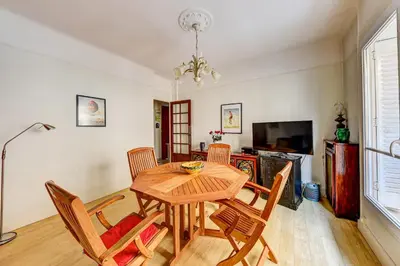 Télévision ou salle de divertissement dans l'établissement Appartement Groult - Welkeys