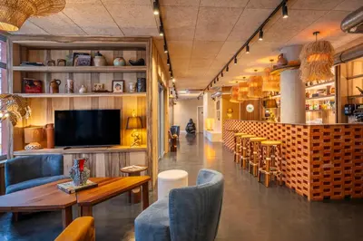 Télévision ou salle de divertissement dans l'établissement Kopster Hotel Paris Porte de Versailles