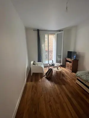 Un ou plusieurs lits dans un hébergement de l'établissement New Entiry apartment-Private rooms in Paris
