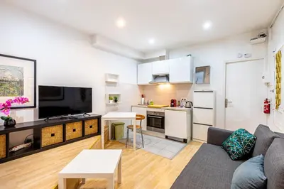 Cuisine ou kitchenette dans l'établissement GuestReady - Quaint retreat in the heart of Paris