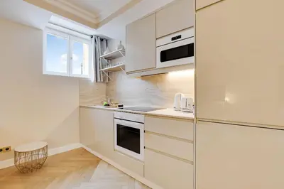 Cuisine ou kitchenette dans l'établissement Charming apartment - 1BR-4P - Montmartre