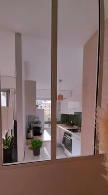 Cuisine ou kitchenette dans l'établissement Chez Sophie