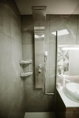 Salle de bains dans l'établissement L'Échappée Parisienne - Canal St-Denis